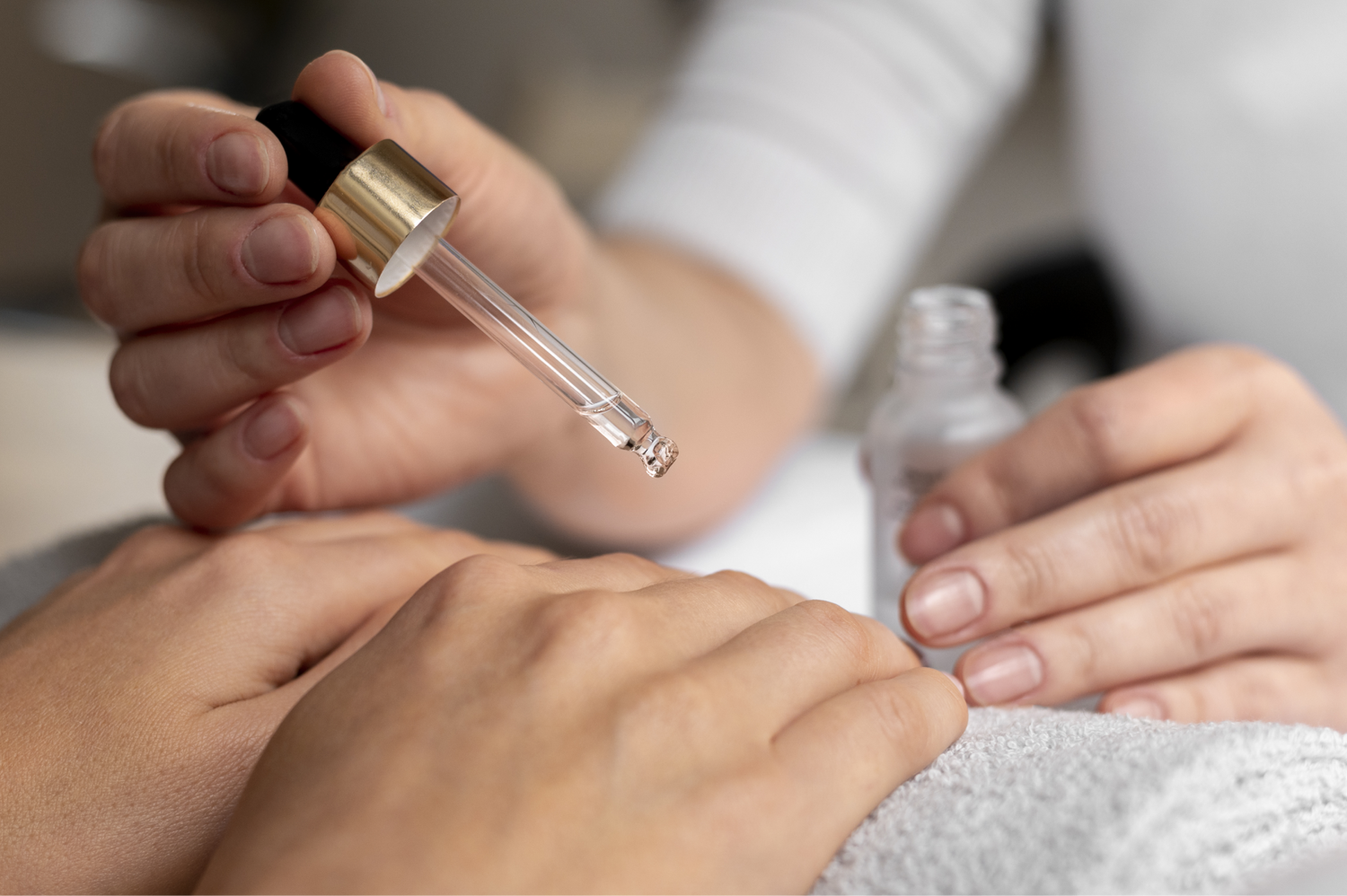 Nail oil